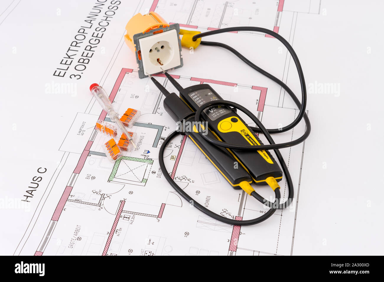 Produktfotografie Haustechnik mit Werkzeugen Stock Photo