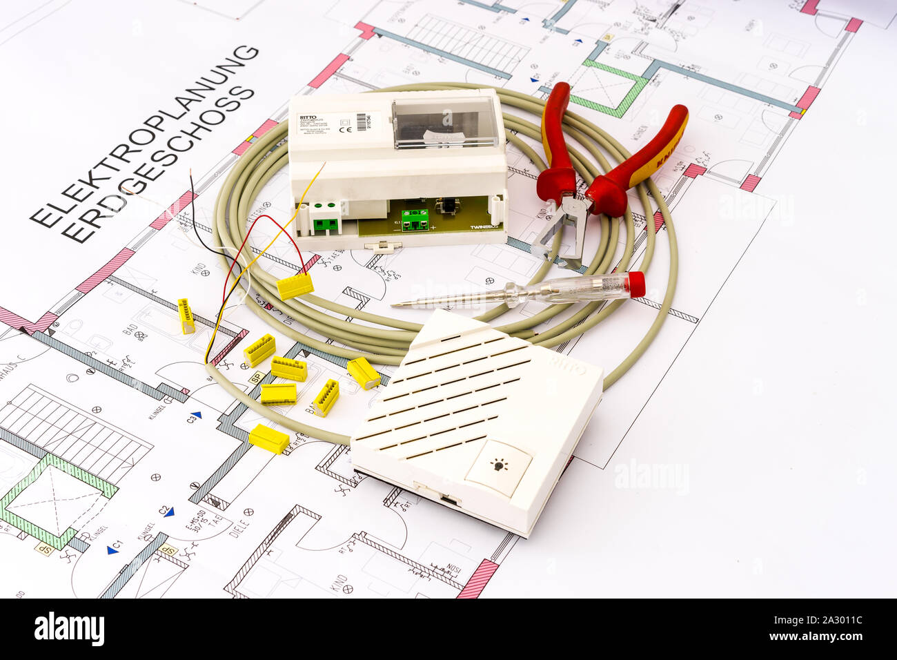 Produktfotografie Haustechnik mit Werkzeugen Stock Photo