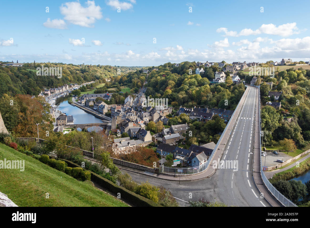 Valley of the rance river hi-res stock photography and images - Alamy