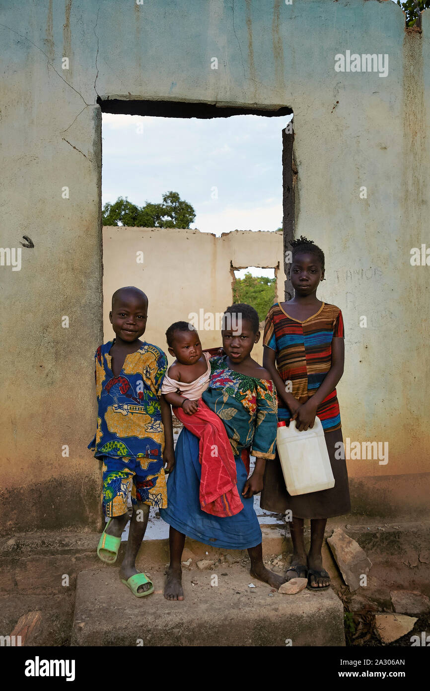 Central African Republic Car Bosangoa children with brother and sister Photo Jaco Klamer 25-05-2014 Stock Photo