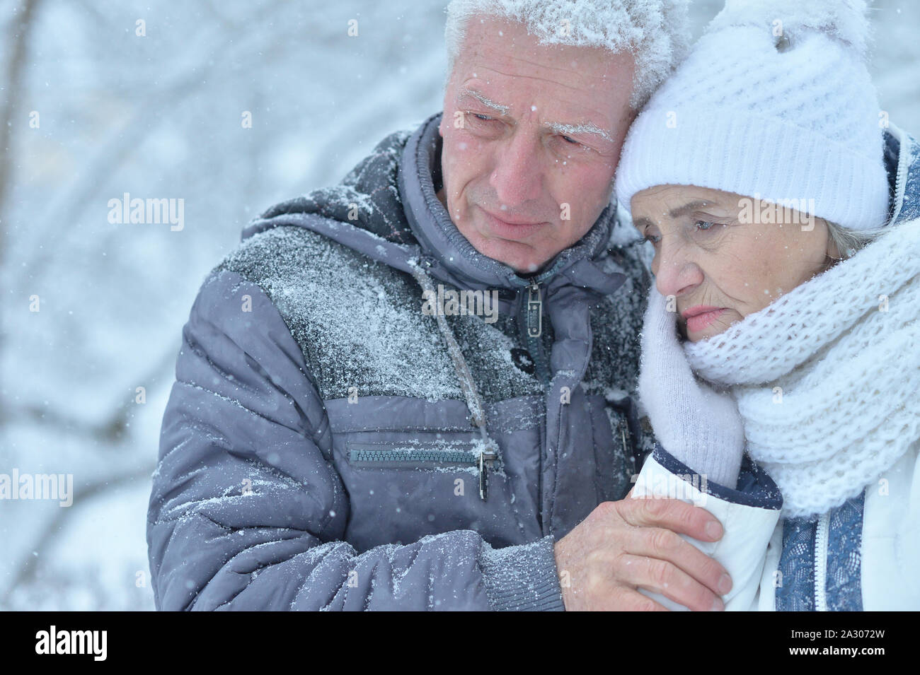 Woman embrace sad man hi-res stock photography and images - Alamy