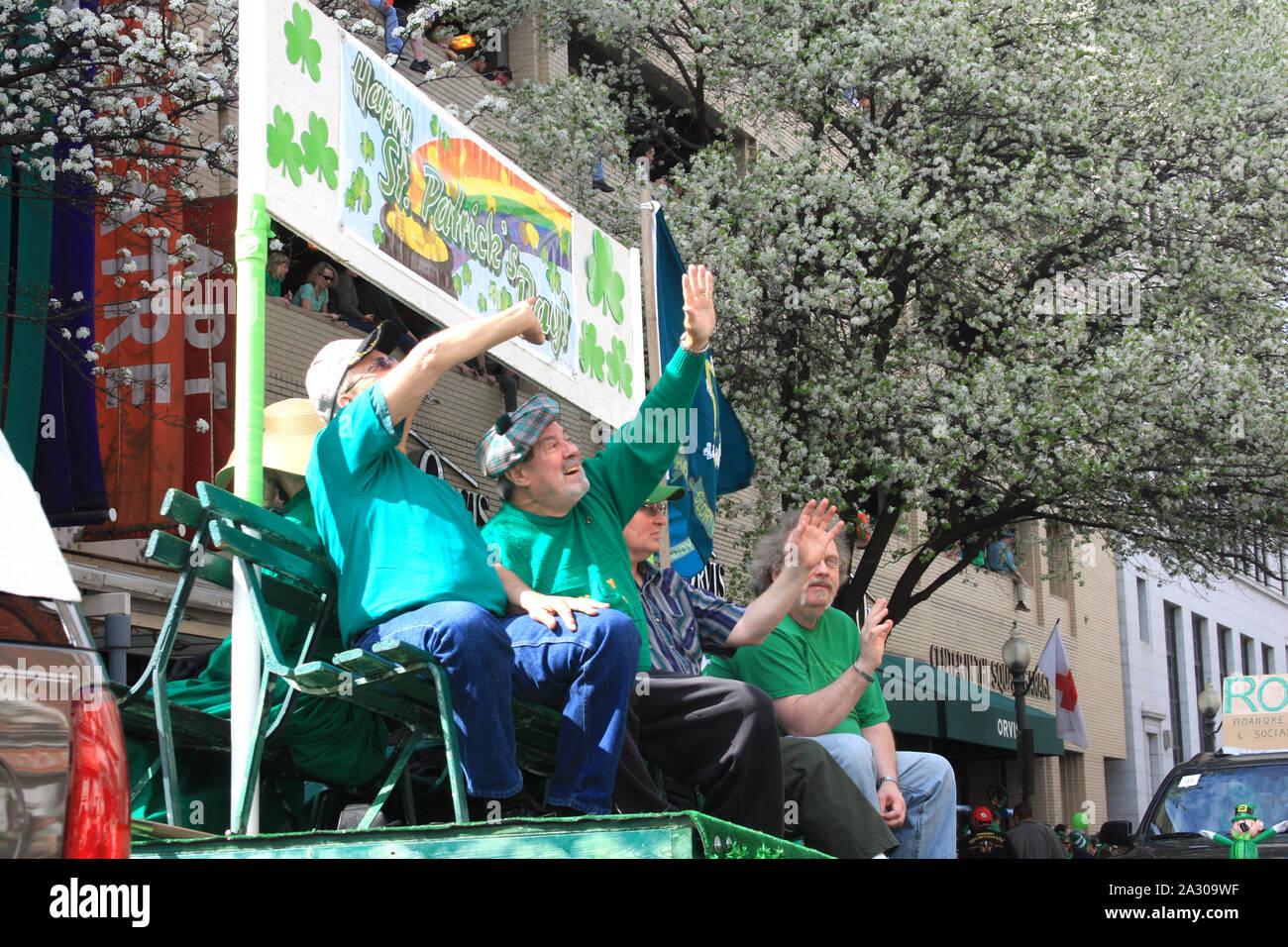 picture st patricks day float