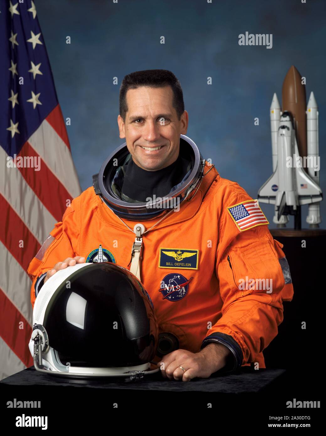 Houston, Texas, USA. 5th Feb, 2007. FILE: In this photo released by NASA, this is the official portrait of Commander William A. Oefelein, United States Navy, pilot, STS-116 Discovery from December 9 to 22, 2006 taken on April 16, 2003. The seven-member crew on this 12-day mission continued construction of the ISS outpost by adding the P5 spacer truss segment during the first of four spacewalks. Mission duration was 12 days, 20 hours and 45 minutes Credit: Nasa/CNP/ZUMA Wire/Alamy Live News Stock Photo