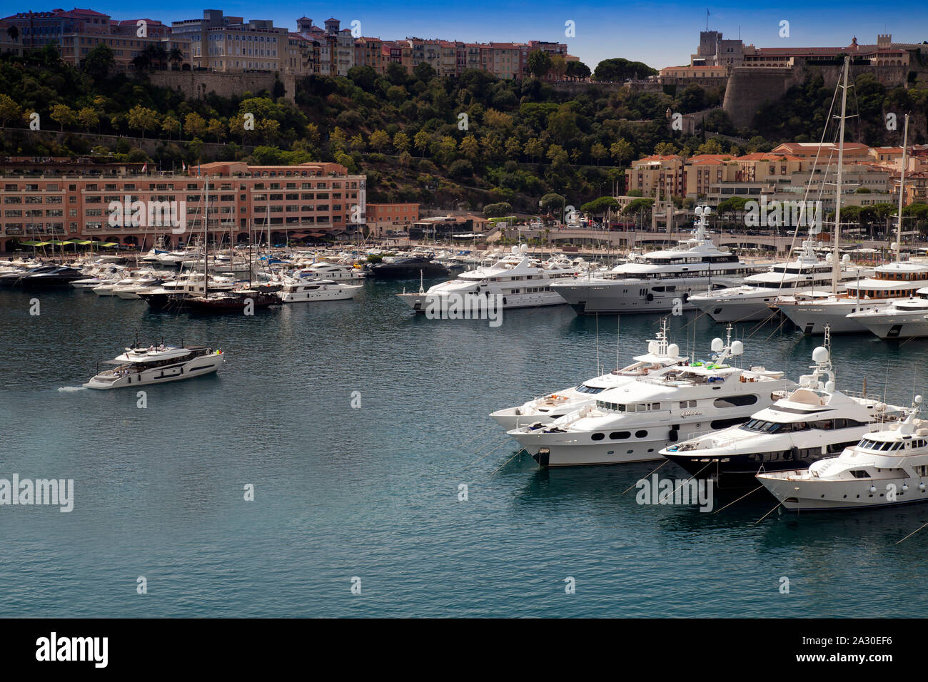 Yachten, im Yachthafen Port Hercules,  Monaco,Europa| Yachts in marina Port Hercules, Monaco, Europe Stock Photo