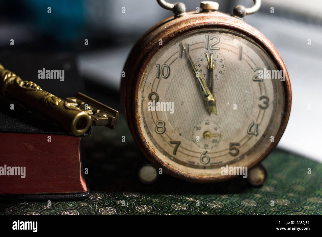 Vintage alarm clock Stock Photo - Alamy