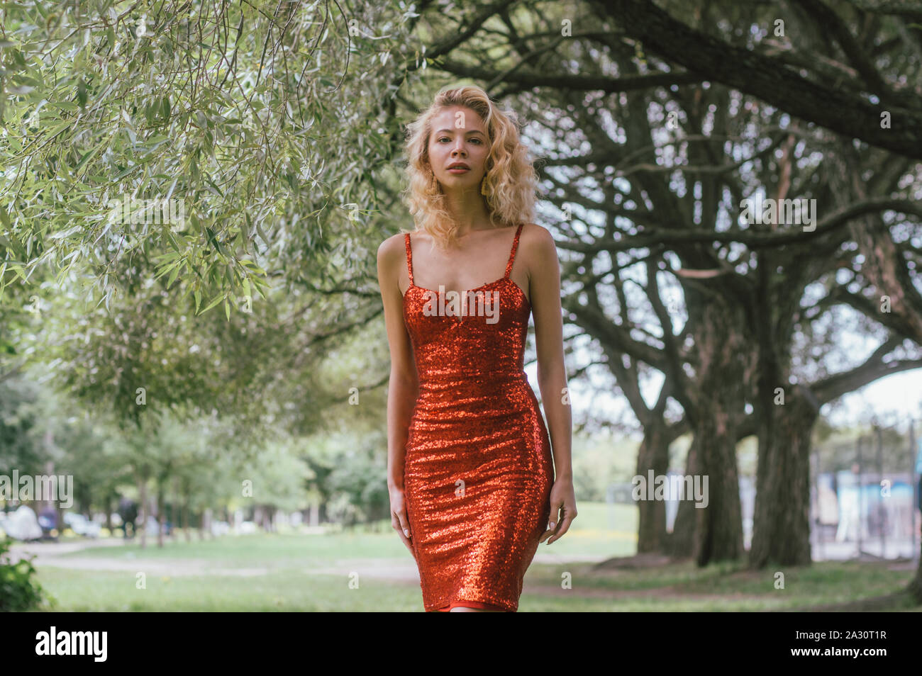 Red Short Dress High Resolution Stock Photography And Images Alamy Red Short Dress High Resolution Stock Photography And Images Alamy