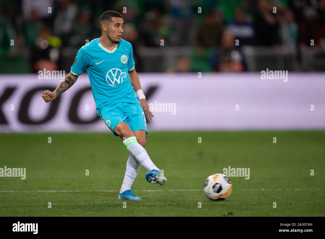 03 October 2019, France (France), Saint-Étienne: Soccer: Europa League, AS St. Étienne - VfL Wolfsburg, Group stage, Group I, 2nd matchday at Stade Geoffroy-Guichard. Wolfsburg's William controls the ball. Photo: Swen Pförtner/dpa Stock Photo