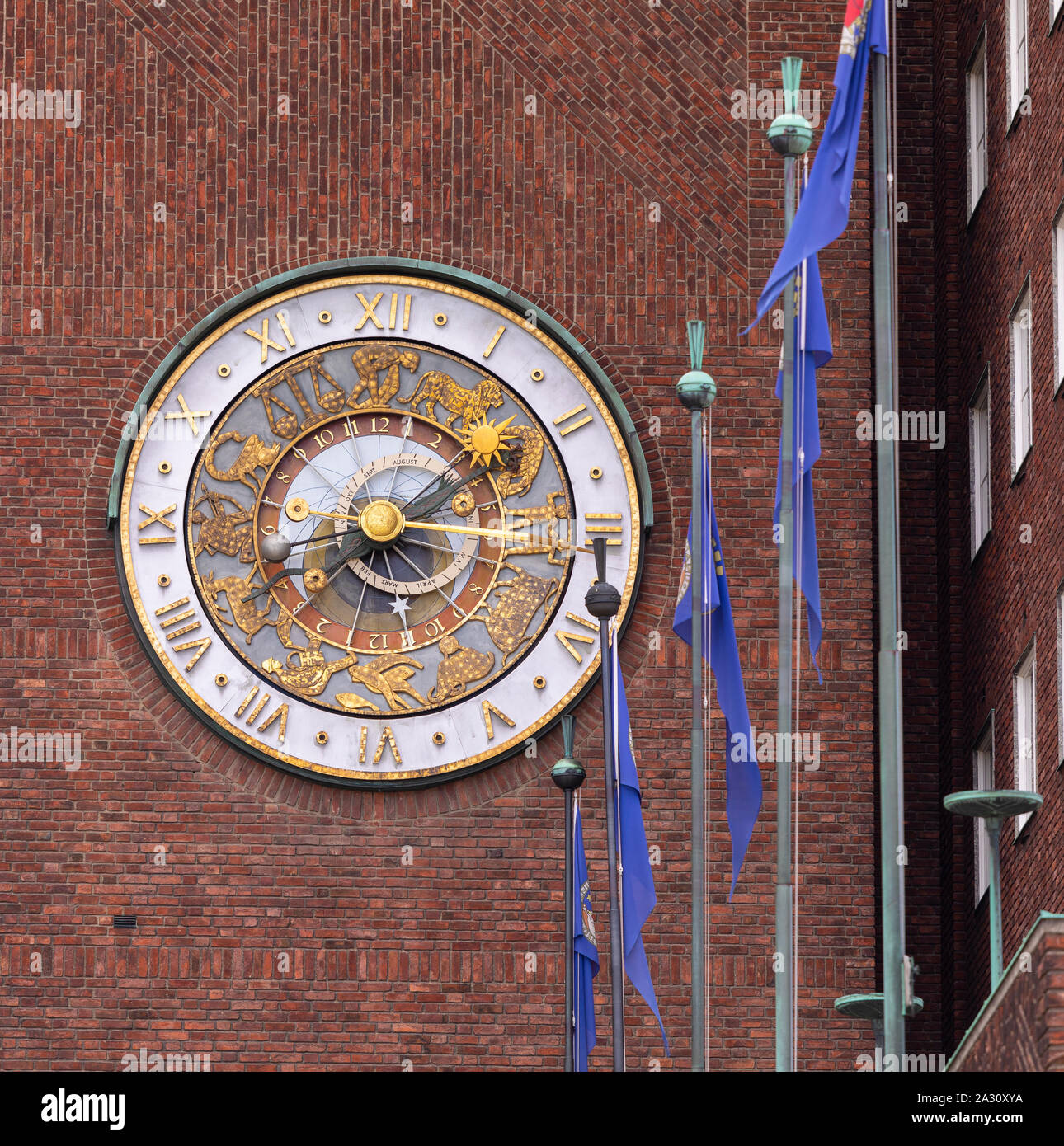 OSLO, NORWAY Clock detail, Oslo City Hall Stock Photo Alamy