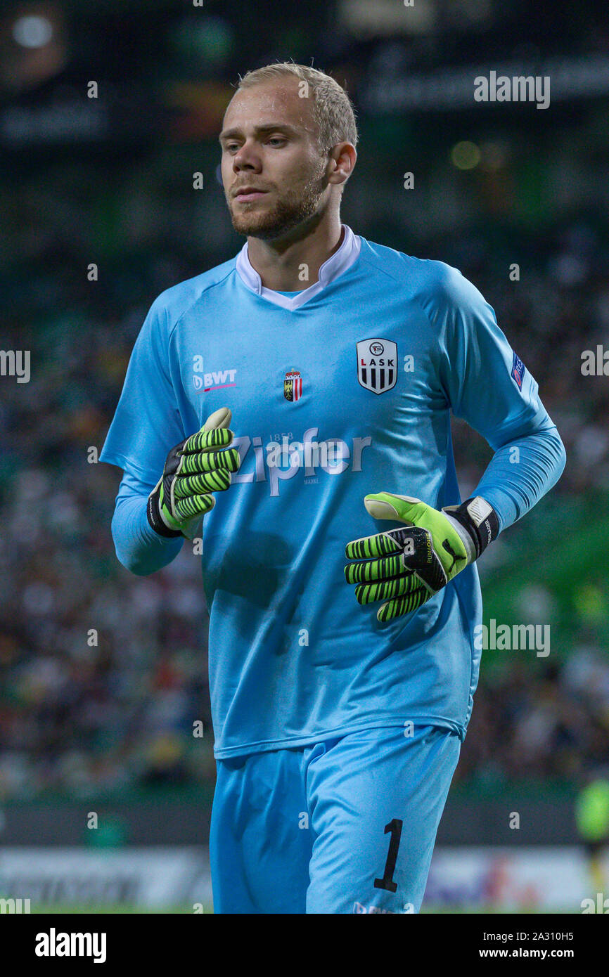October 03 2019 Lisbon Portugal Lask S Goalkeeper From Austria Alexander Schlager 1 In Action During The Game Of The Uefa Europa League Group D Sporting Cp Vs Lask Linz Credit Alexandre De