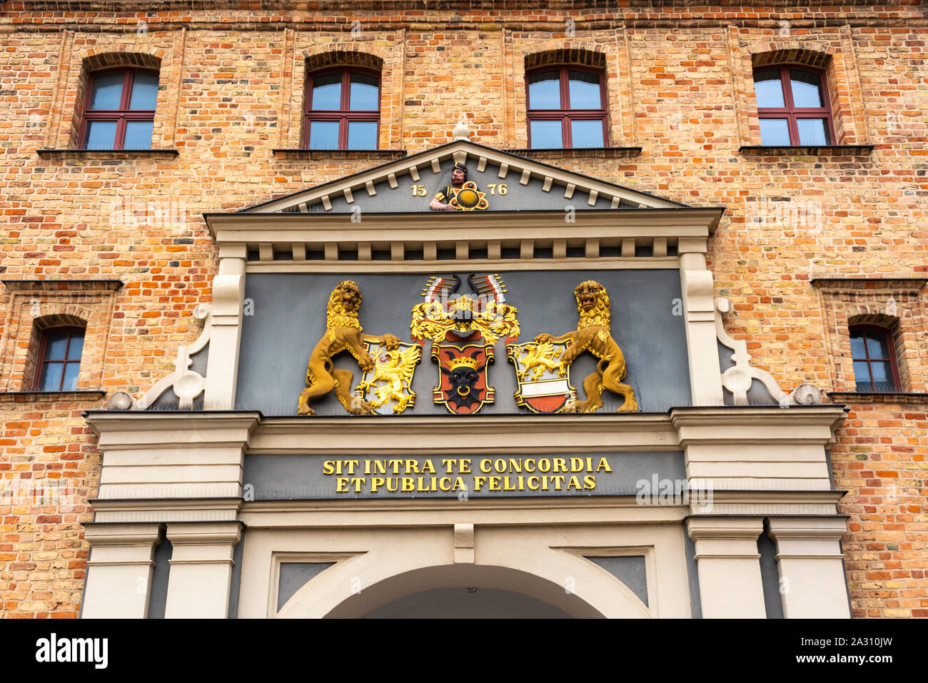 Stone Gate Rostock The stone city gate of Rostock, Germany, Europe Stock Photo - Alamy