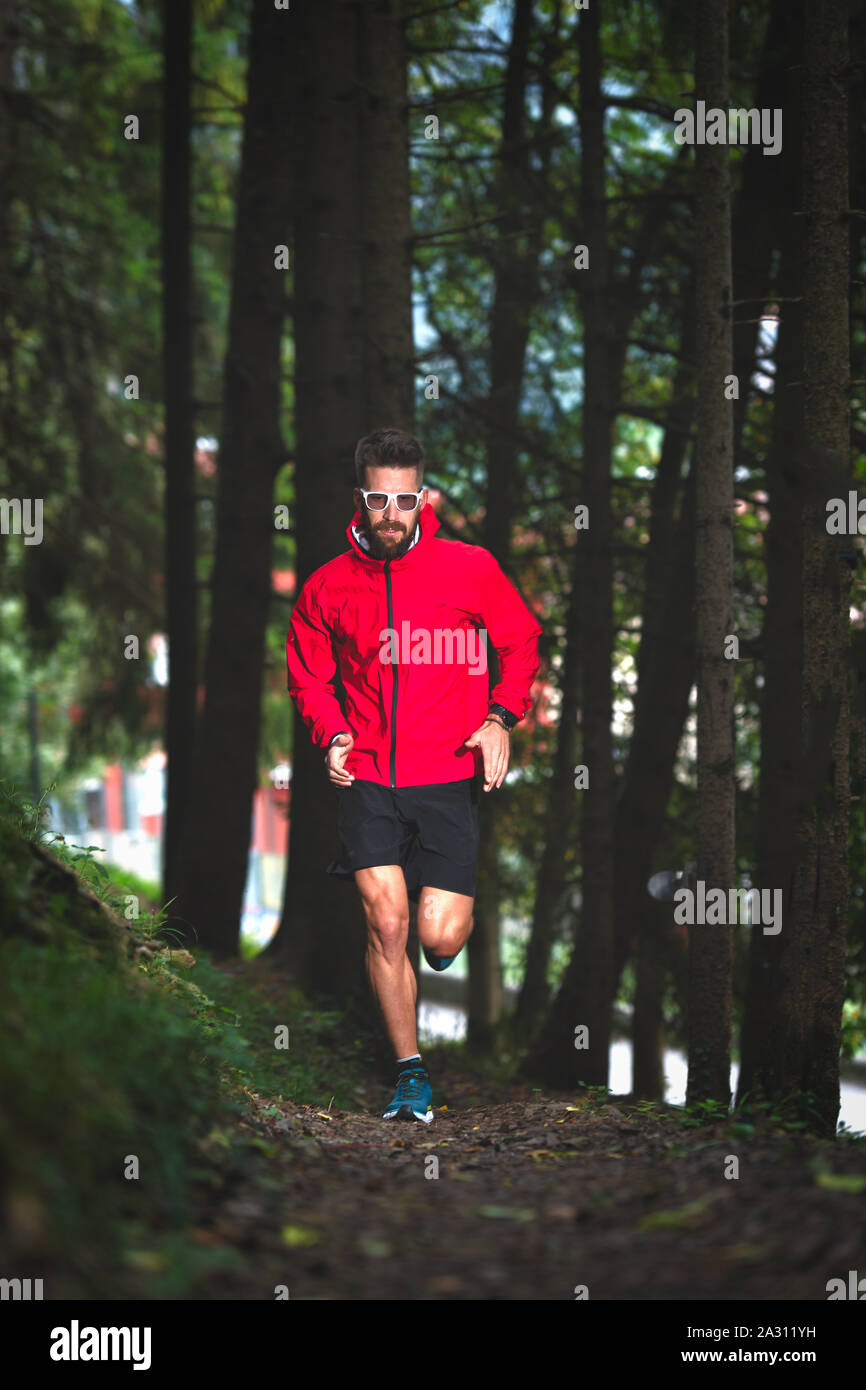 Runner at height hi-res stock photography and images - Alamy