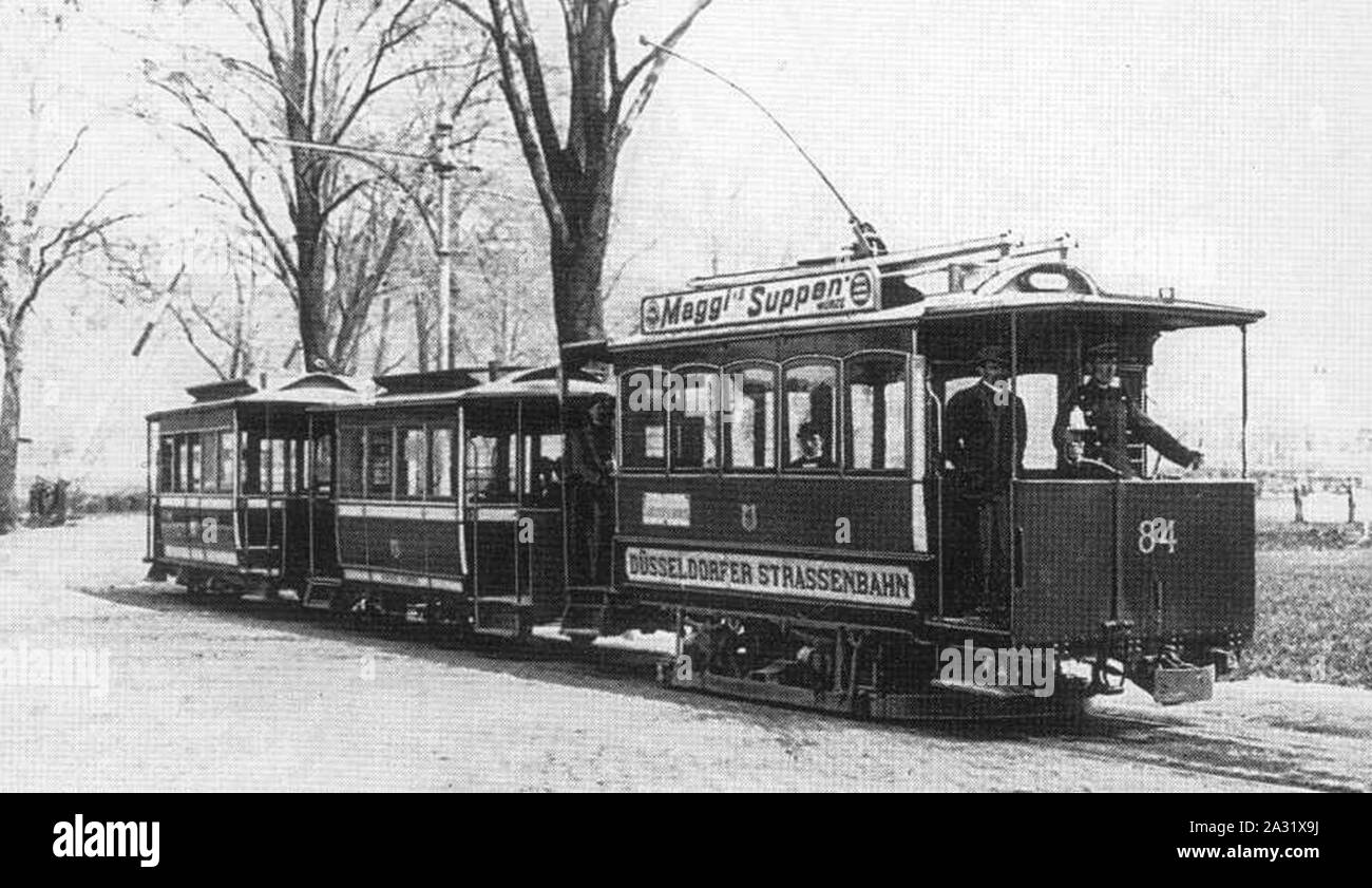 Первый трамвай 2. Первый трамвай в мире в Германии 1881 года. Вернер фон Сименс трамвай 1881. Трамвай на электрической тяге 19 век. Трамвай Берлин 1881.