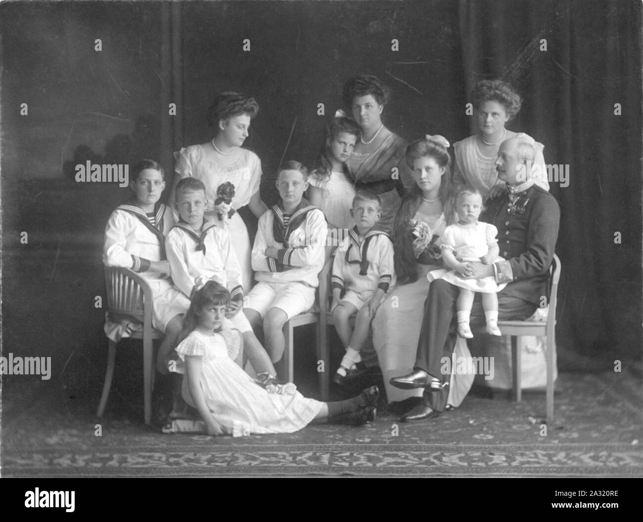 Erzherzog Leopold Salvator von Österreich-Toskana mit Familie. Stock Photo