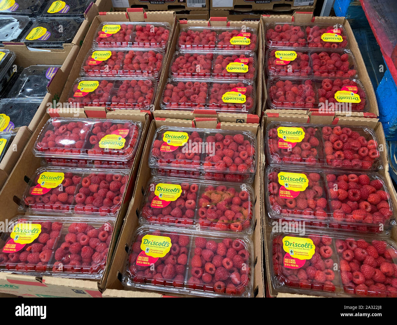 Fruits vegetables sale store usa hires stock photography and images Alamy