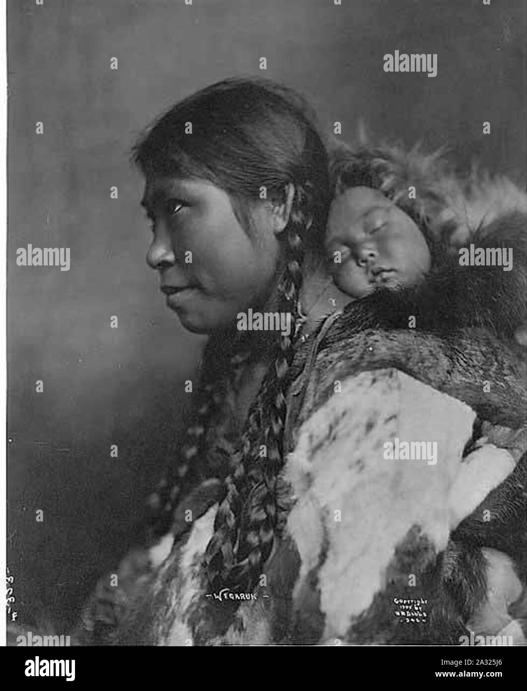 Eskimo Woman With Baby High Resolution Stock Photography And Images Alamy