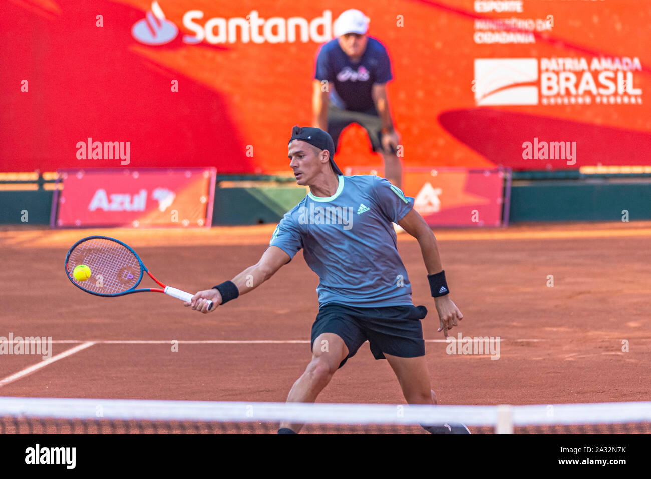 Campinas, Brazil. 04th Oct, 2019. Federico Coria (ARG) in quarterfinal  match, valid by Santander ATP Challenger Campinas, held at the Equestrian  Society of Campinas, city of São Paulo, this Friday (4). Credit: