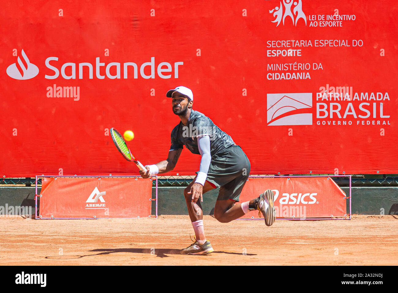 Campinas, Brazil. 04th Oct, 2019. Sumit Nagal (IND) in quarterfinal match,  valid by Santander ATP Challenger Campinas, held at the Equestrian Society  of Campinas, city of São Paulo, this Friday (4). Credit: