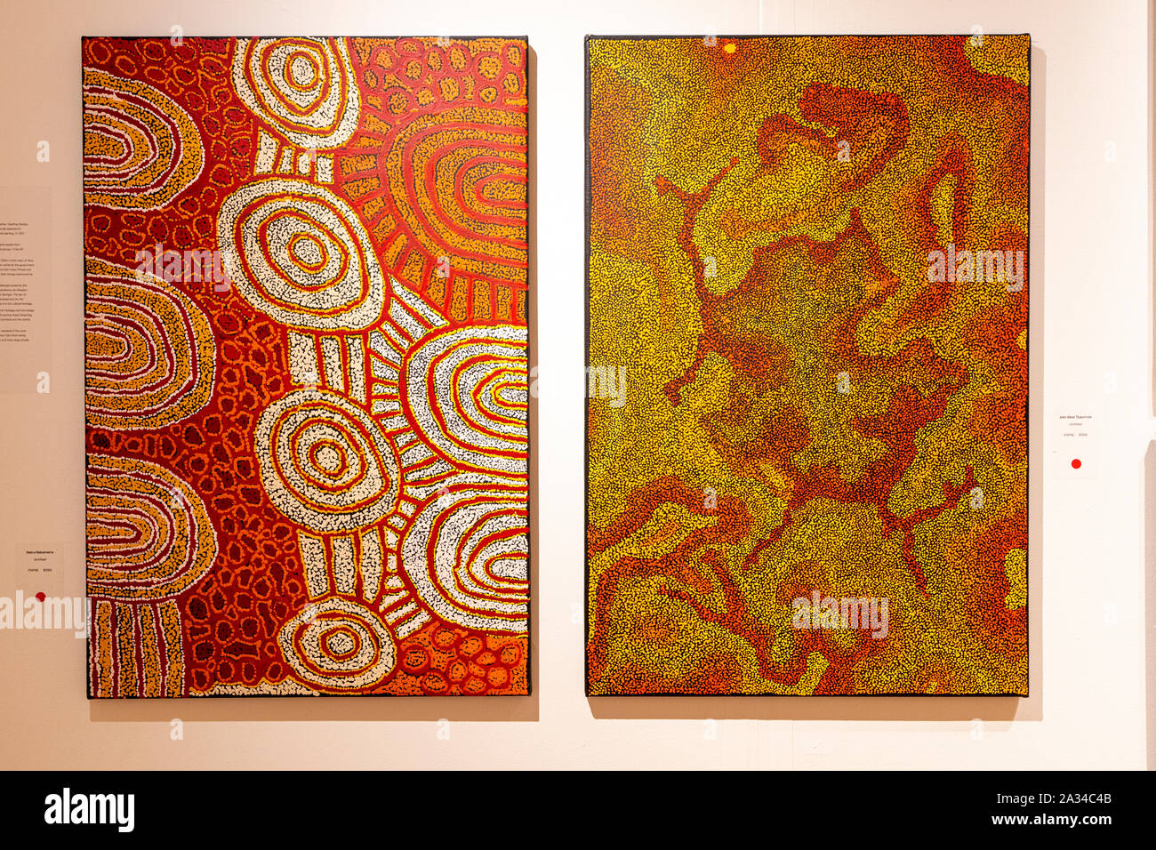 Aboriginal art gallery alice springs hires stock photography and images Alamy