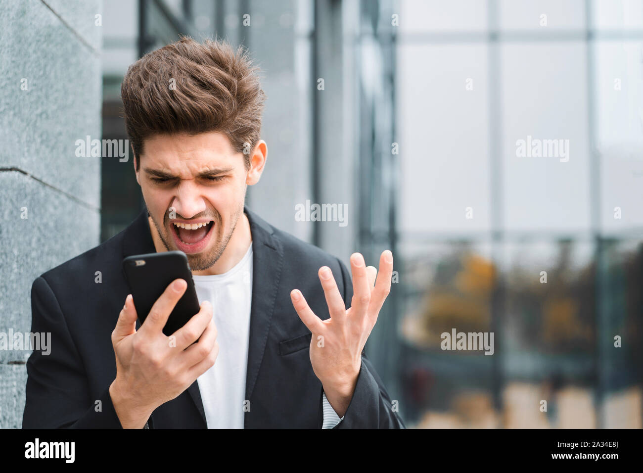 Lose your temper. Картинки убеждение работника. Asian guy screaming original. Lost temper. Lose your temper transparent.