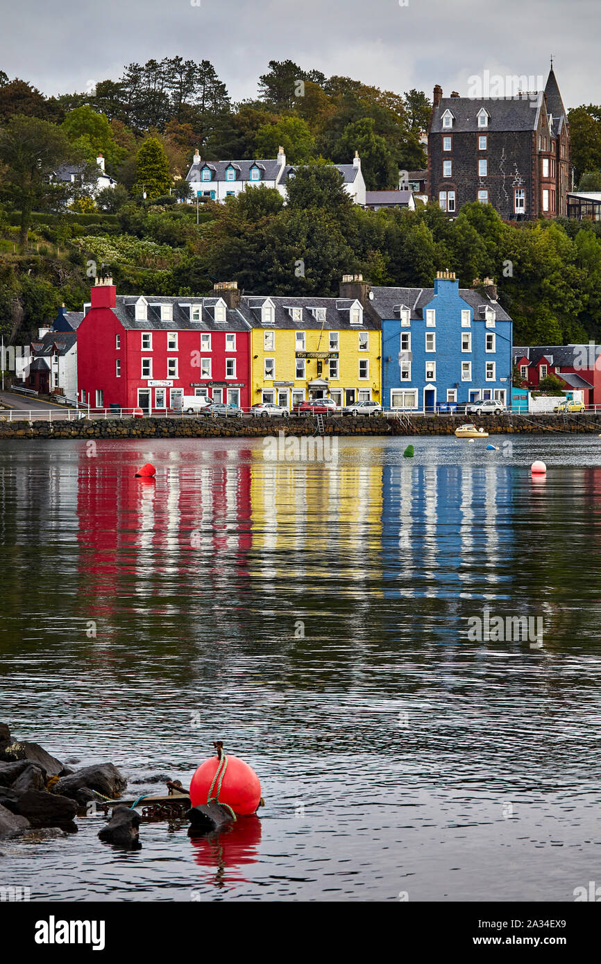 Colourful harbour front in Tobermory on the Isle of Mull Stock Photo