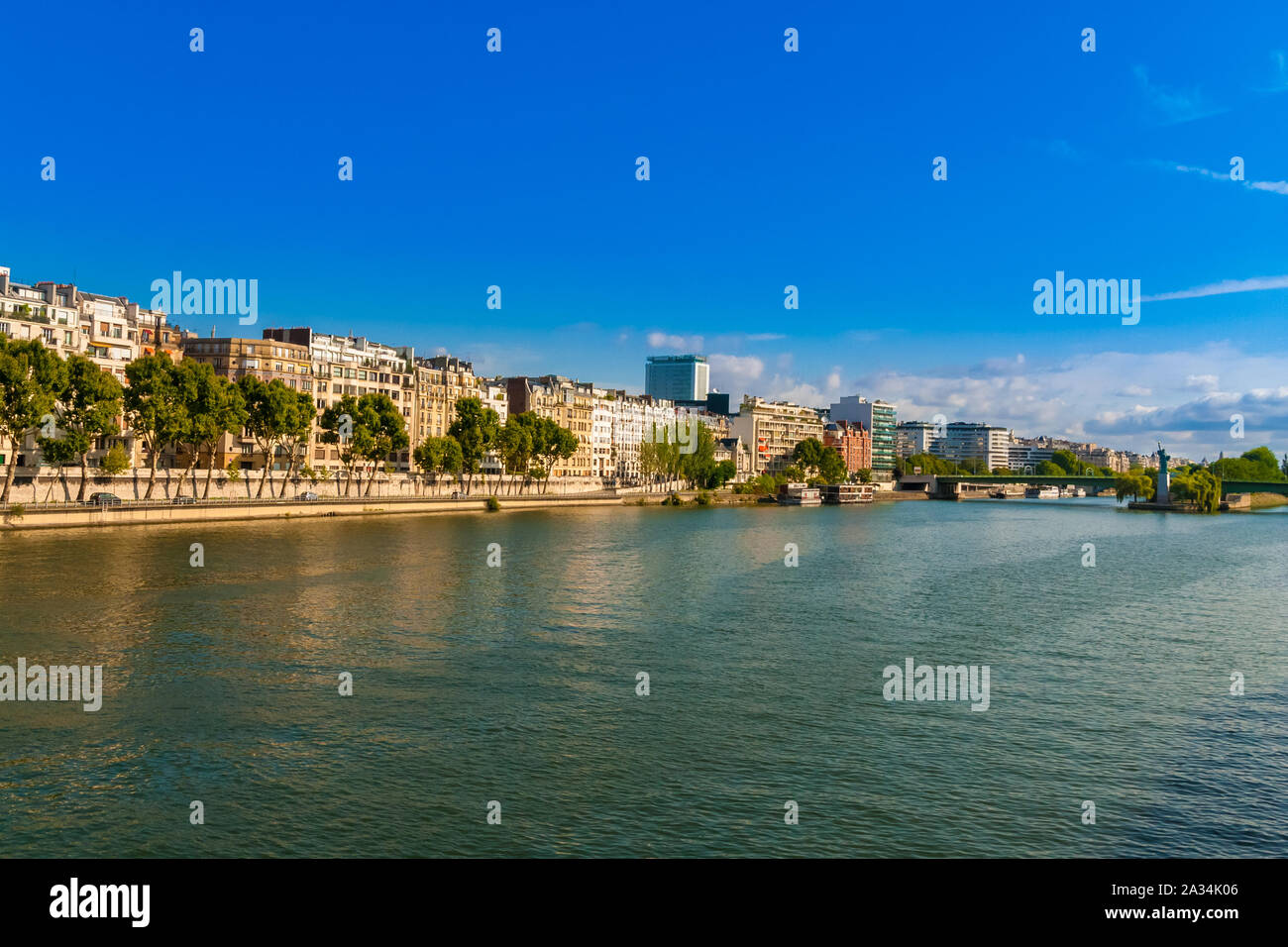 Quai louis bleriot hires stock photography and images Alamy