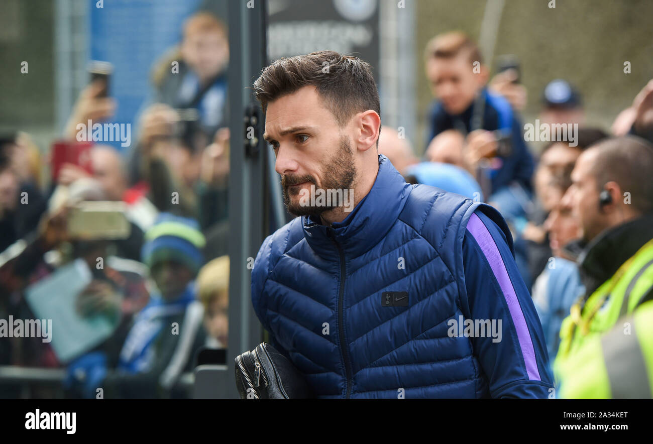 Brighton UK 5th October -  Hugo Lloris of Spurs arrives for the Premier League match between  Brighton and Hove Albion and Tottenham Hotspur at the Amex Stadium - Editorial use only. No merchandising. For Football images FA and Premier League restrictions apply inc. no internet/mobile usage without FAPL license - for details contact Football Dataco  : Credit Simon Dack TPI / Alamy Live News Stock Photo