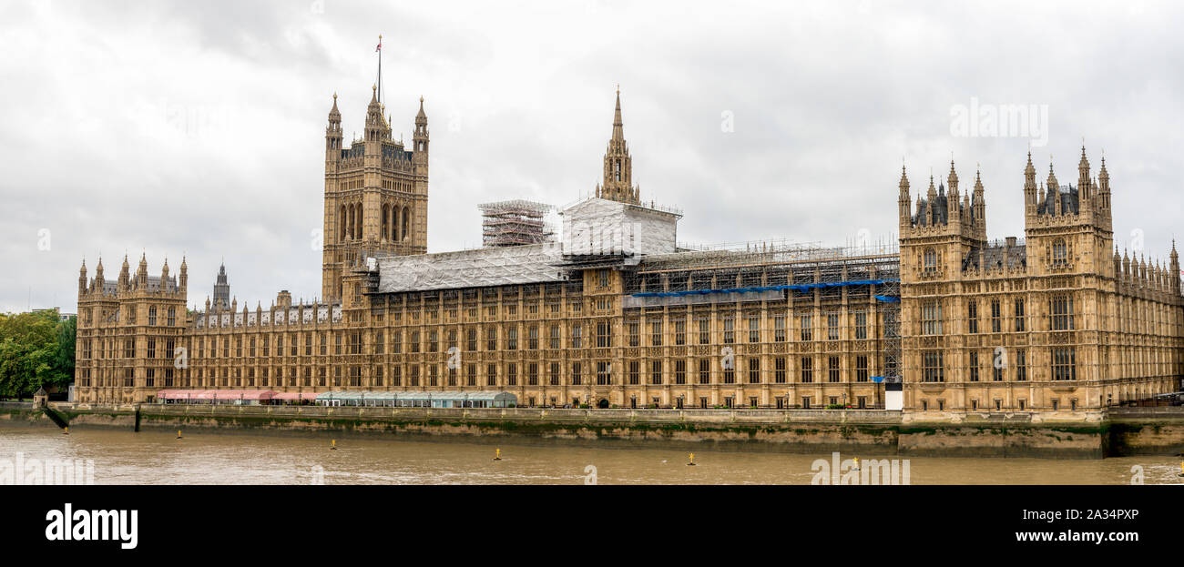 Houses of Parliament covered with scaffolding for restoration, London, October 2017 Stock Photo