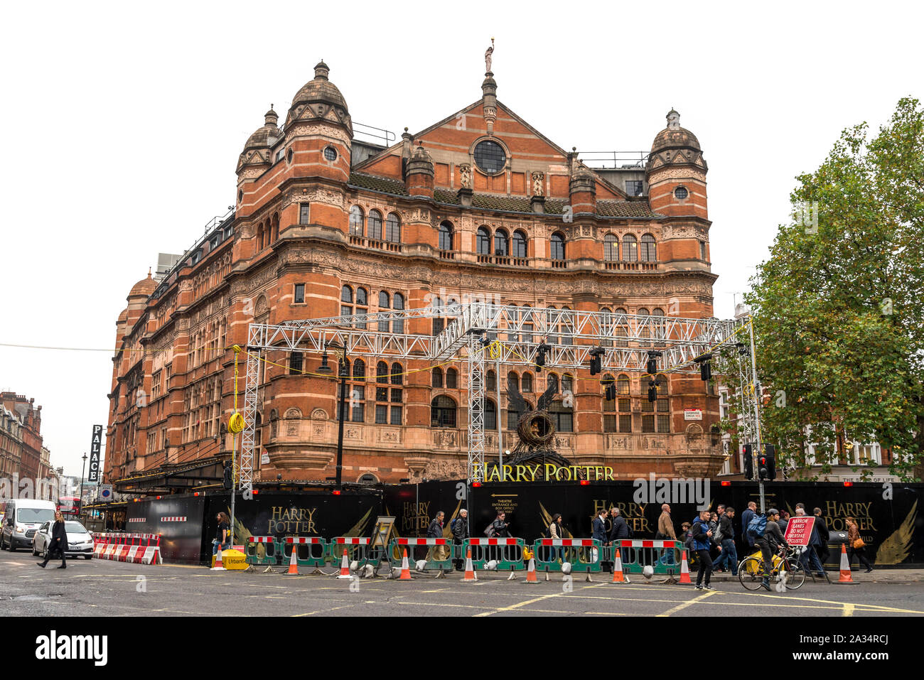 Palace Theatre red-brick building in West End theatre district, London,  United Kingdom Stock Photo - Alamy