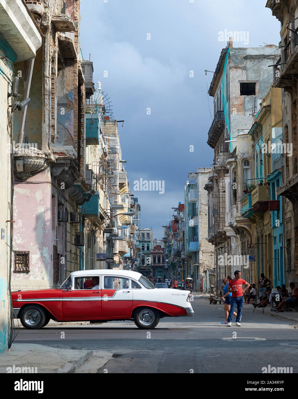 Classic cars on the streets of Havana, Cuba Stock Photo
