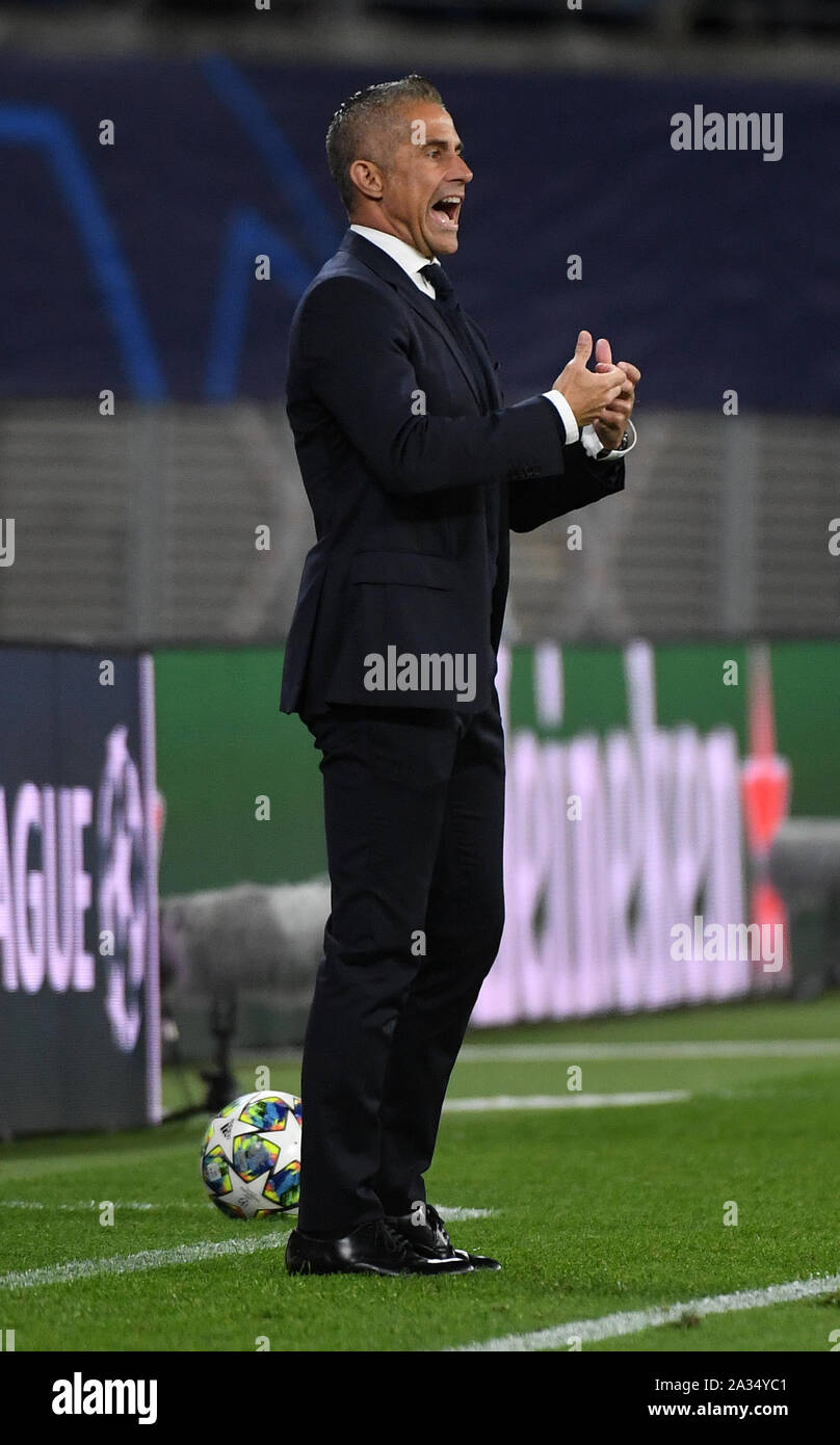 02 October 2019 Saxony Leipzig Soccer Champions League Group Phase Group G 2nd Matchday Rb Leipzig Olympique Lyon In The Red Bull Arena Lyons Coach Sylvinho On The Sidelines Photo Hendrik