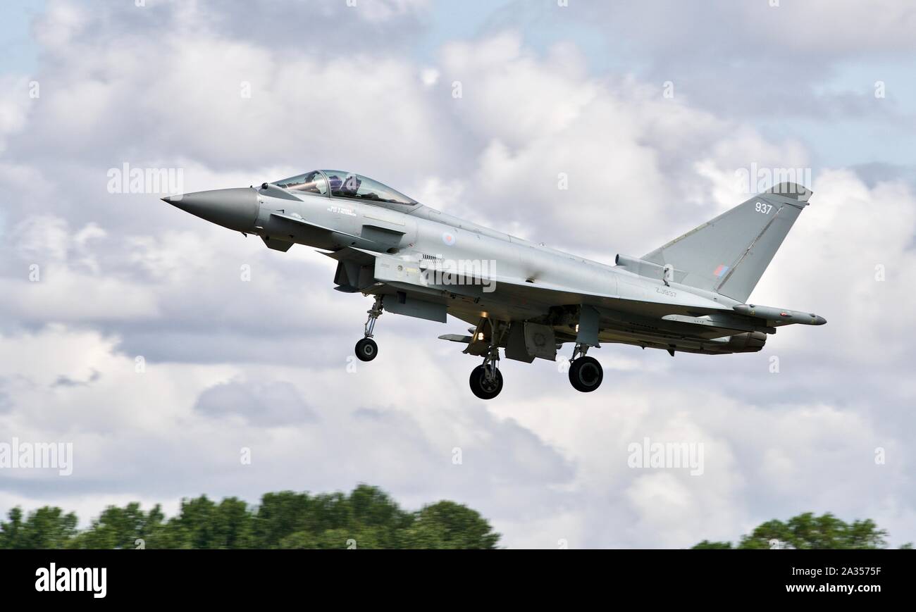 Royal Air Force Eurofighter Typhoon (ZJ937) arriving at RAF Fairford ...