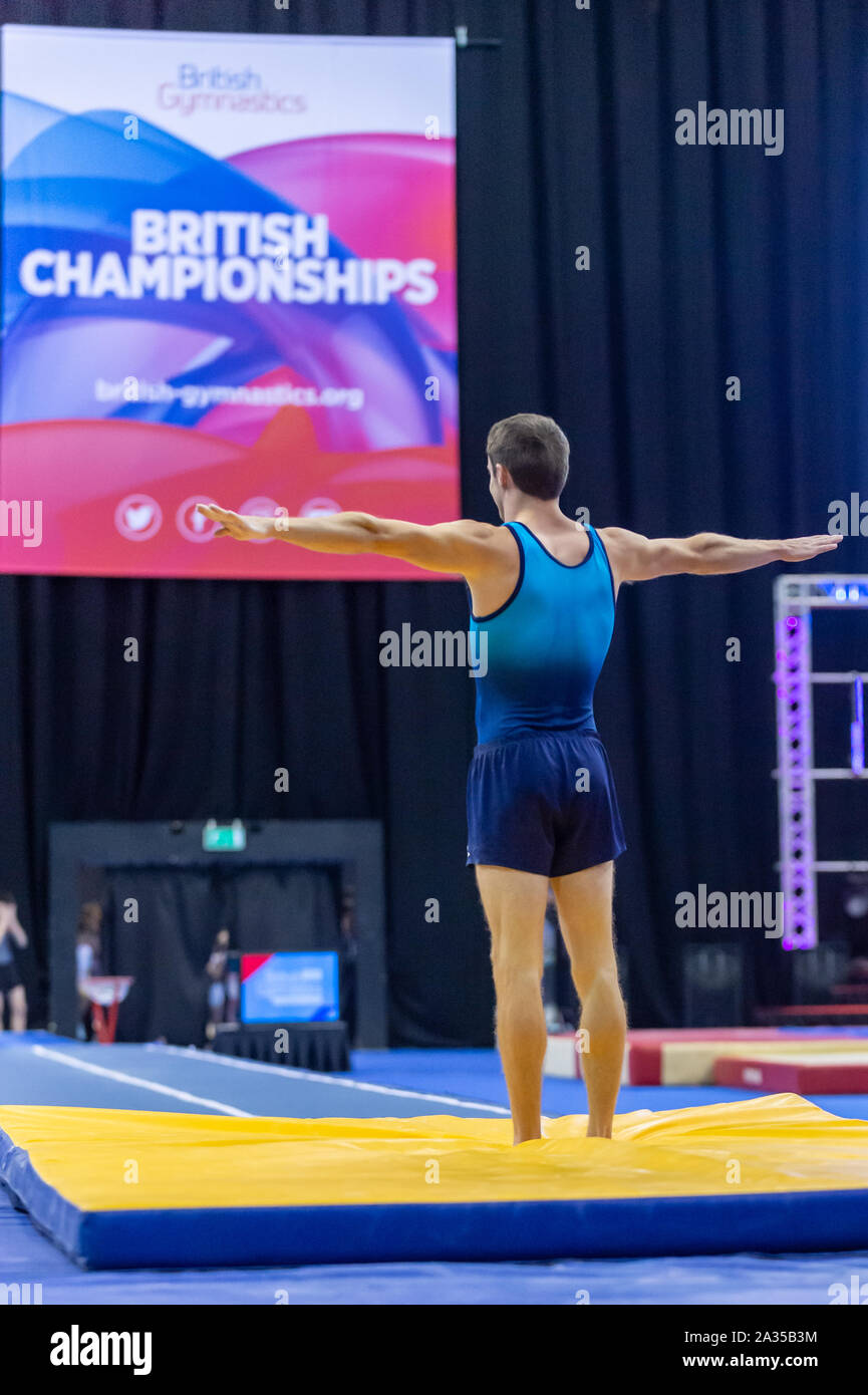 Gymnasts And Trampoline High Resolution Stock Photography And Images Alamy
