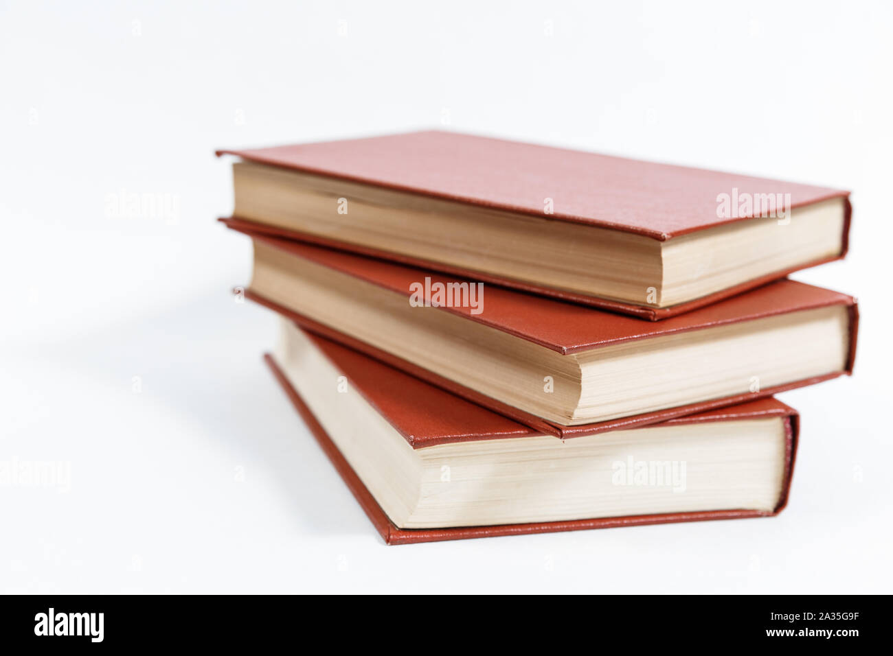 Many books in a bookstore or library Stock Photo Alamy