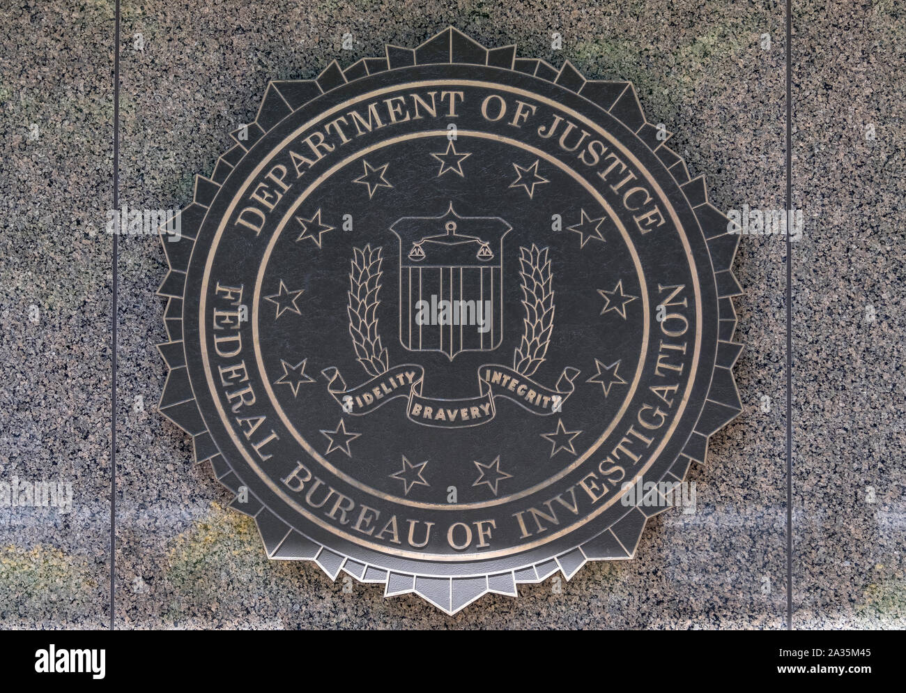 FBI Logo and Sign on the exterior of the J Edgar Hoover FBI Building, Pennsylvania Avenue, Washington DC, USA Stock Photo