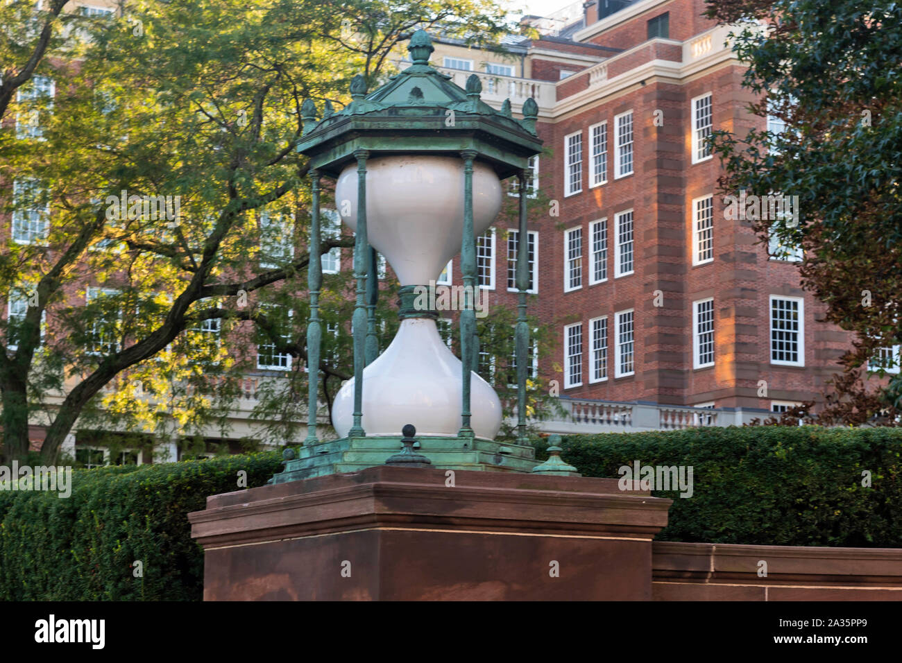 Giant antique lamps near Aetna ,world largest Colonial Building