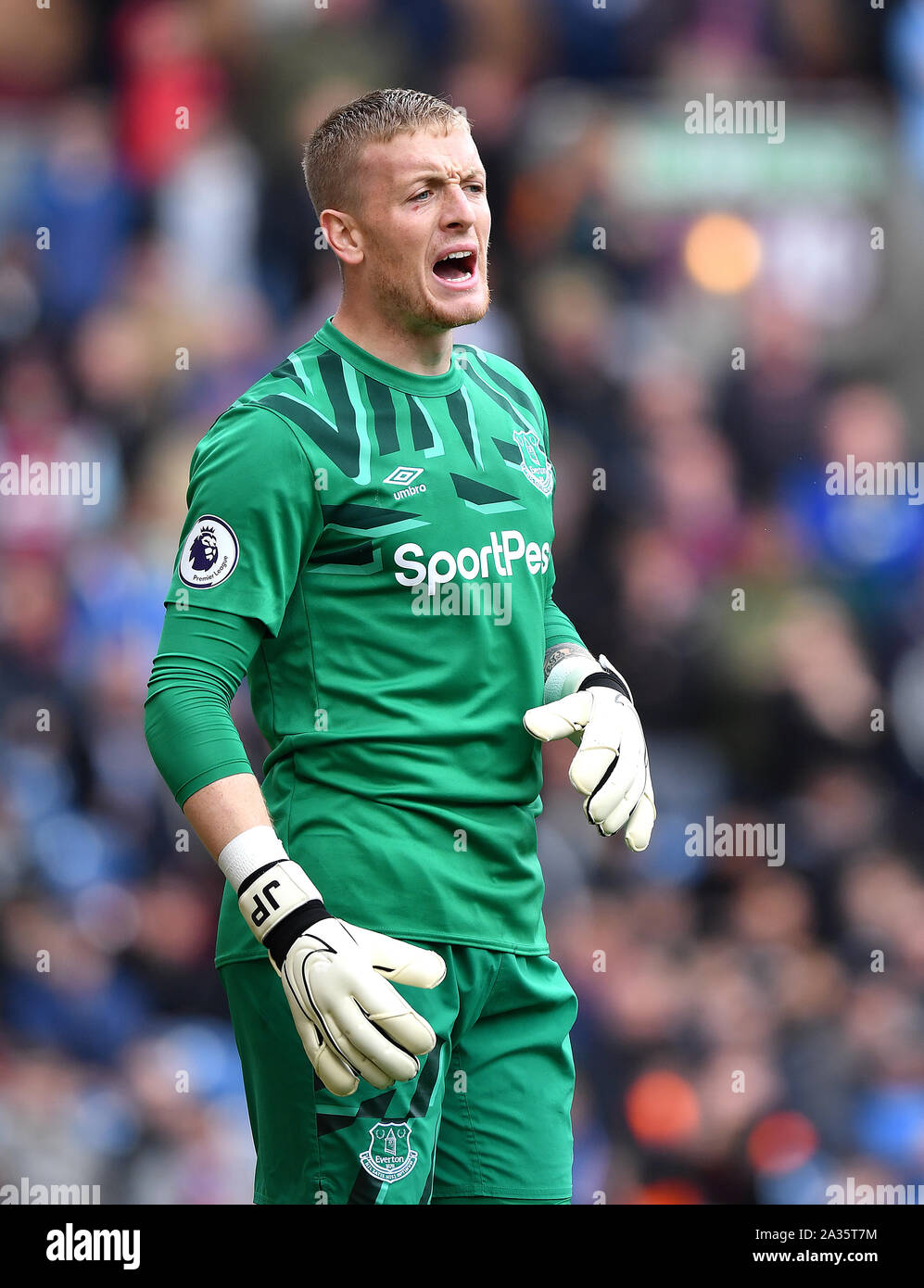 everton-goalkeeper-jordan-pickford-stock-photo-alamy
