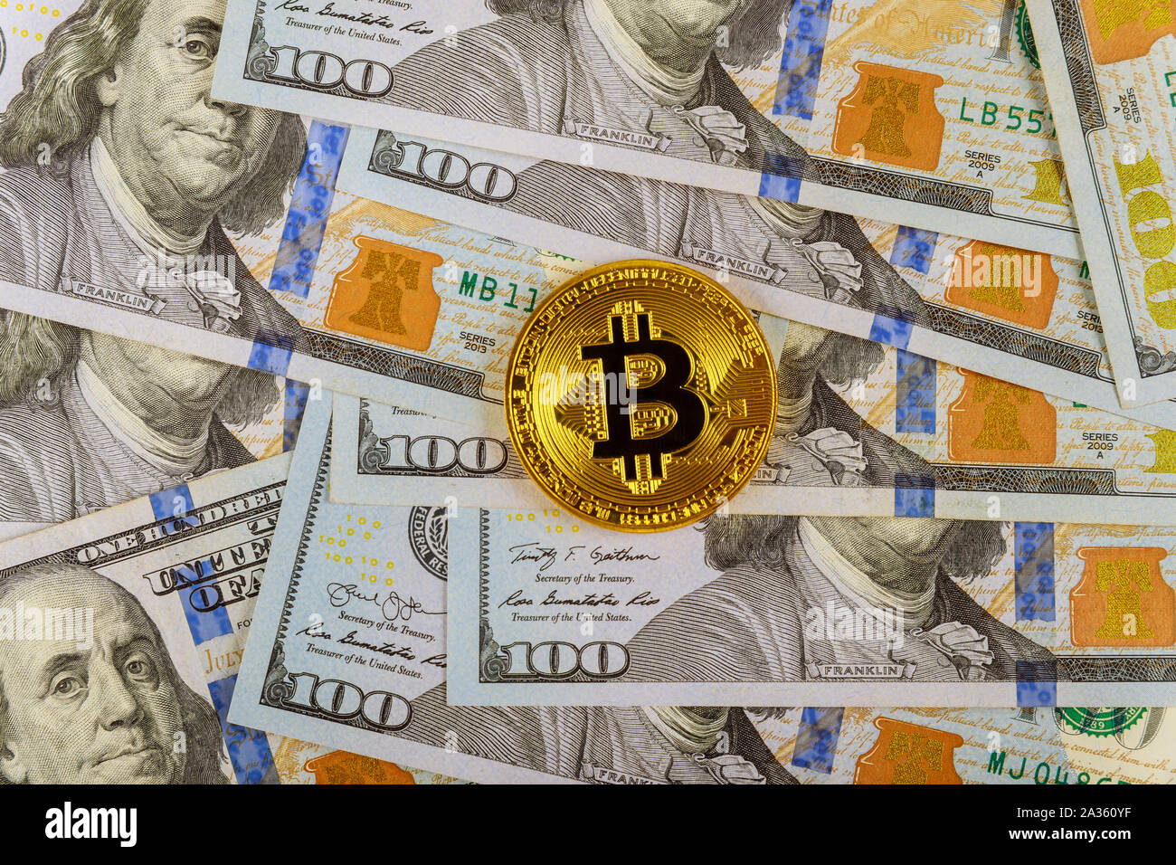 Dollar bills and bitcoin stack on chessboard. US cash, gold bit coins and  chess figure. Virtual money and chess game. Concept of financial strategy,  c Stock Photo - Alamy