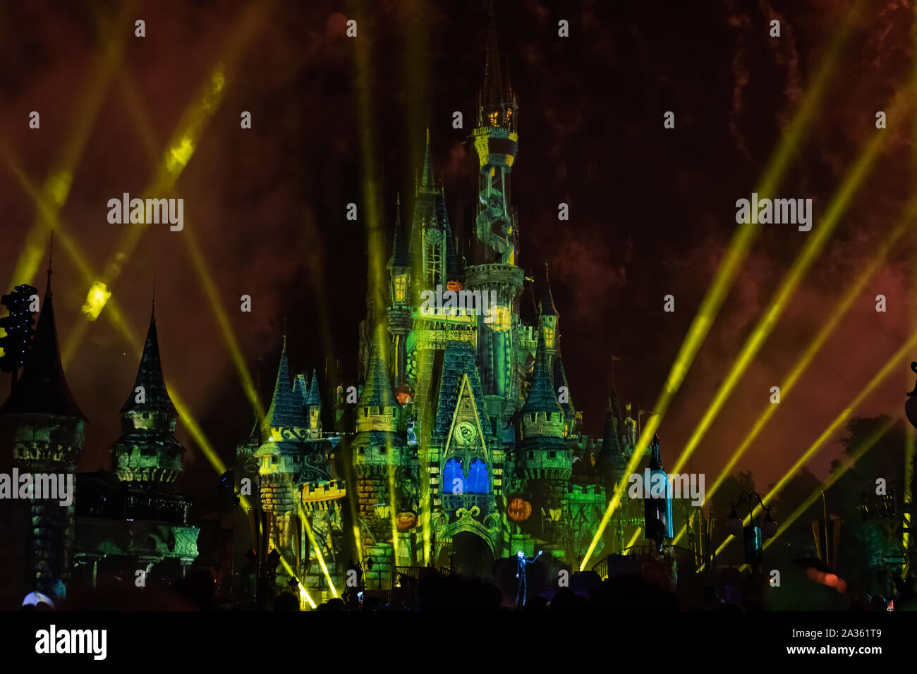 Night Colour Projections On Cinderella Castle From The Halloween Party At Disney Stock Photo Alamy
