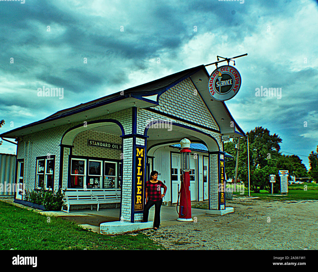 Standard oil gas station hires stock photography and images Alamy
