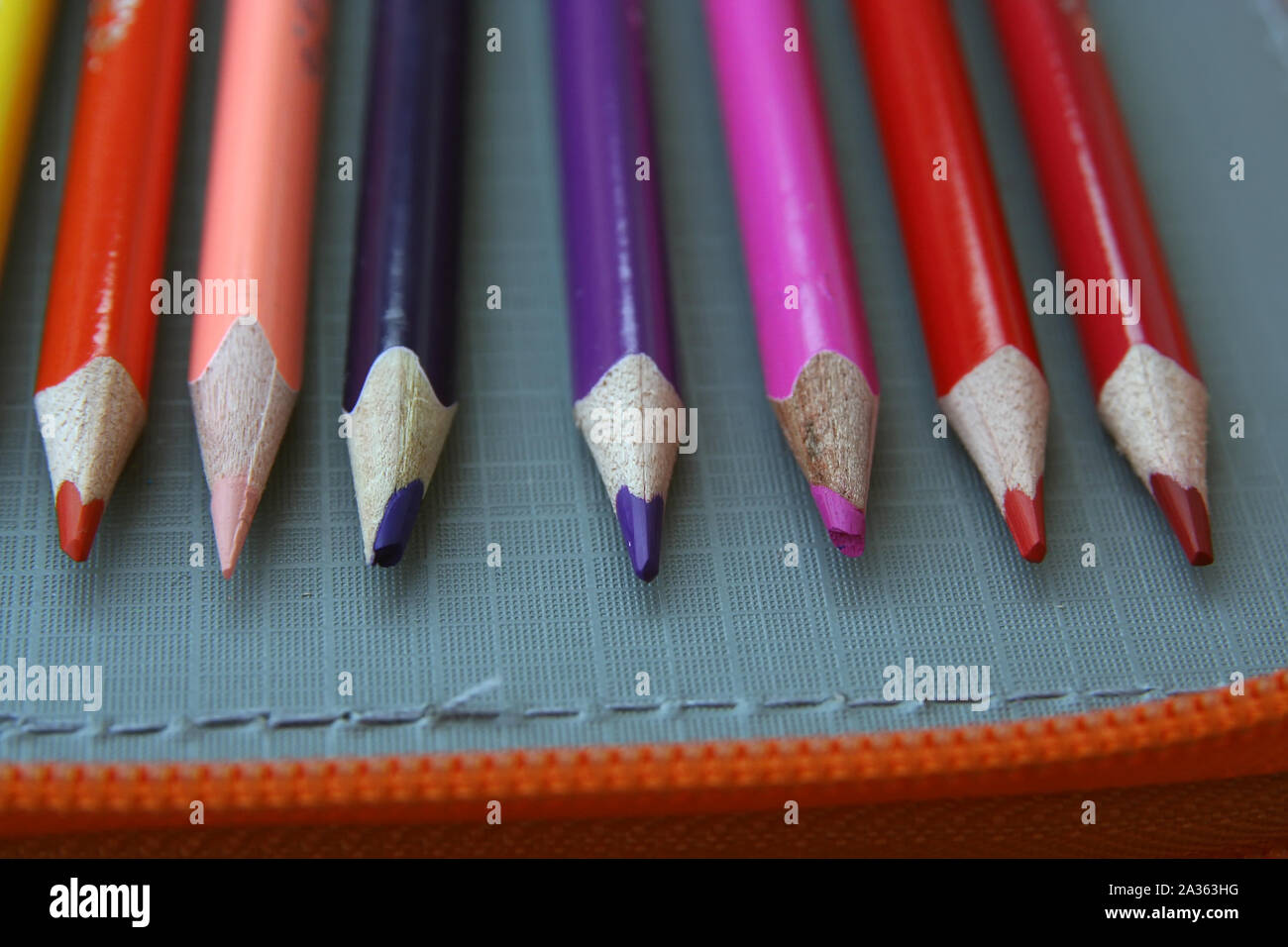 Green crayons hi-res stock photography and images - Alamy