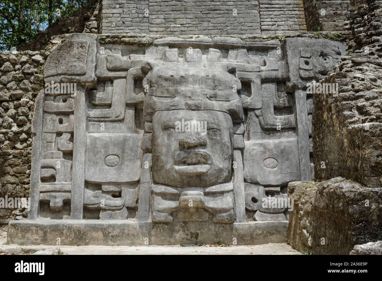 Mask temple hi-res stock photography and images - Alamy