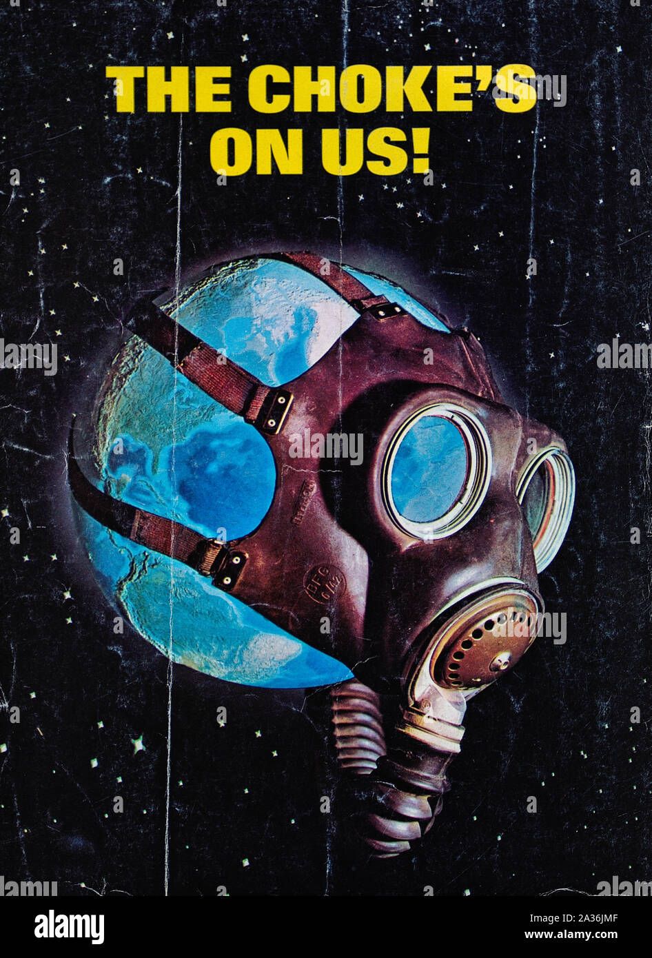 Vintage gas mask hi-res stock photography and images - Alamy
