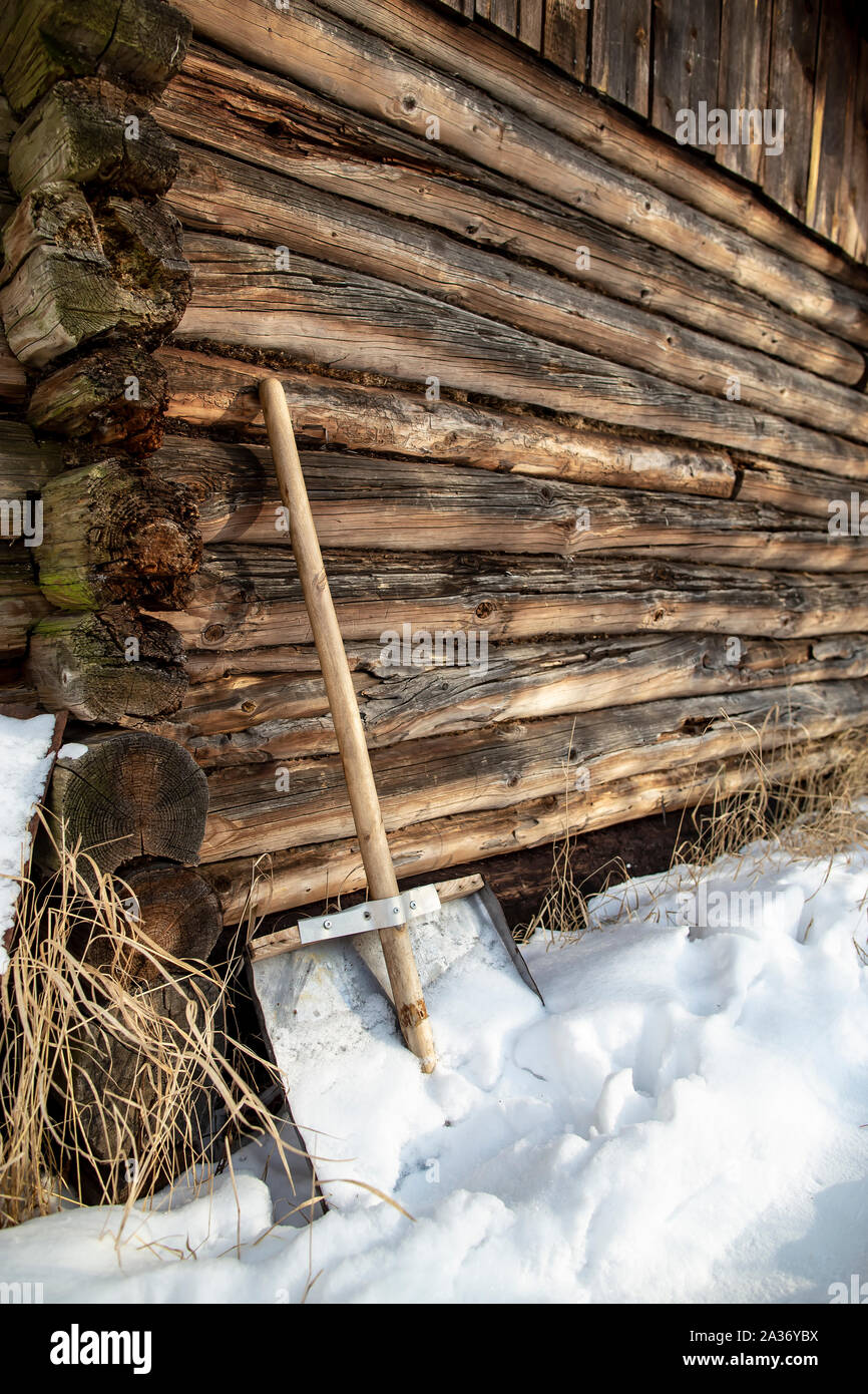 Old rotten shovel handle hi-res stock photography and images - Alamy