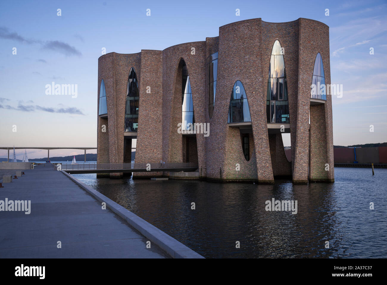 Fjordenhus, moderne Architektur an der Hafenfront  in Vejle, Dänemark, Europa Stock Photo