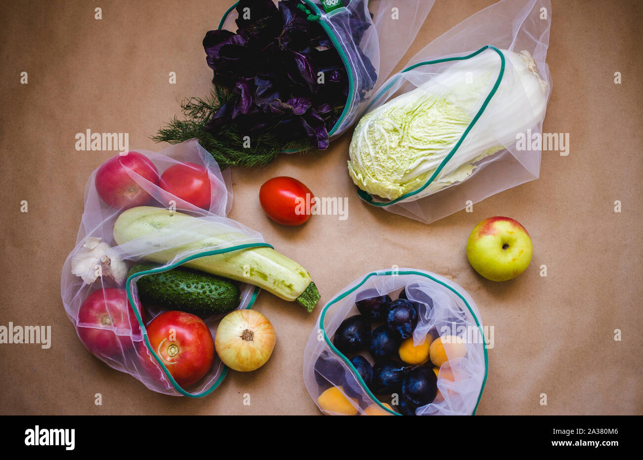 Bags of fruit hi-res stock photography and images - Alamy