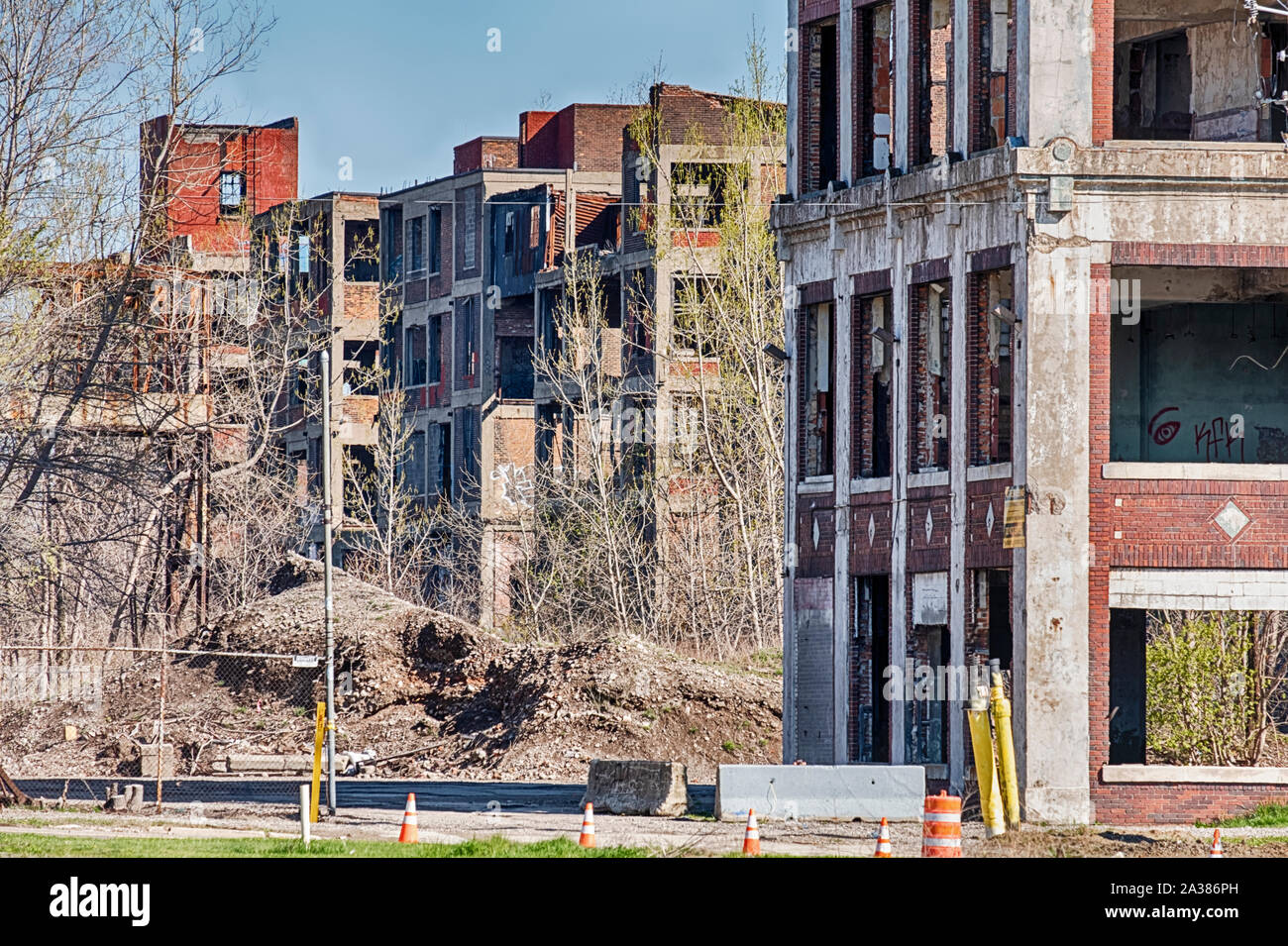DETROIT, MICHIGAN - APRIL 28, 2019:  The back of the abandoned Packard Motor Company factory in Detroit is in ruins. Stock Photo