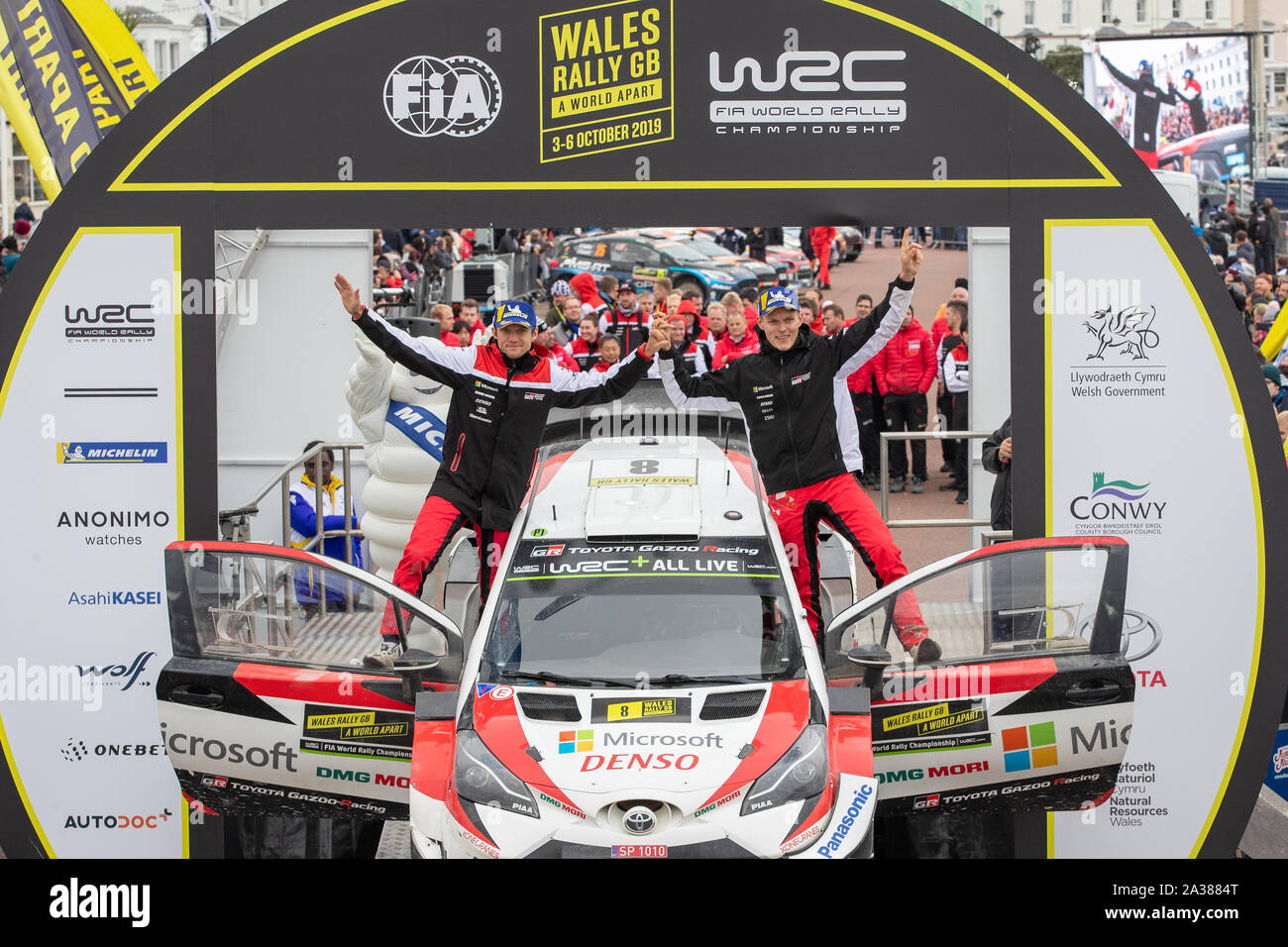 LLandudno, UK. 6 Oct 2019, Ott Tanak and co-driver Martin Jarveoja celebrating  wining Rally GB  Credit: Jason Richardson/Alamy Live News Stock Photo