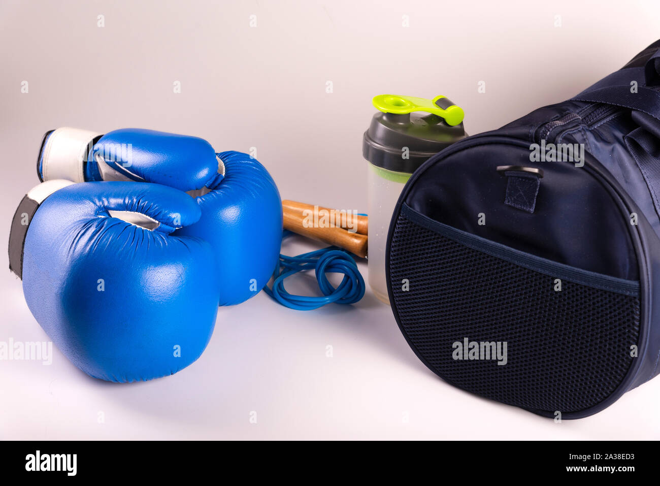 active fitness kit for boxing, boxing gloves, galloping, bandages for