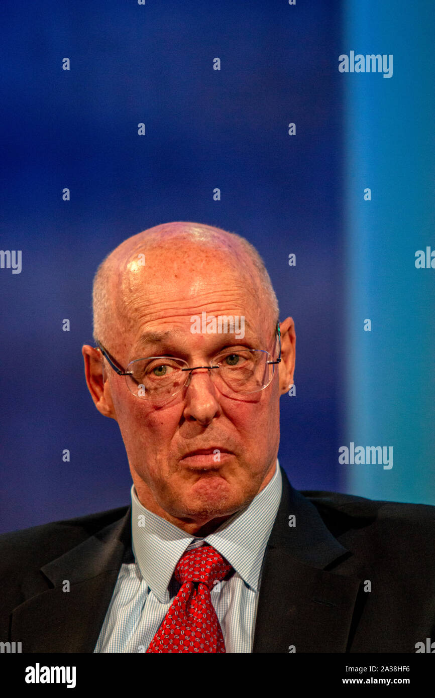 Hank Paulson at the Clinton Global Initiative. Henry Merritt 'Hank' Paulson Jr. served as the 74th United States Secretary of the Treasury from 2006 to 2009. Coming from Goldman Sachs, he was instrumental in the 'Too-Big-To-Fail' financial rescue plan. Stock Photo