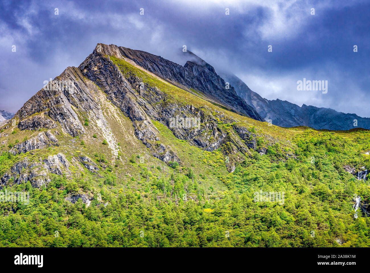 Colorful high altitude mountain hi-res stock photography and images - Alamy